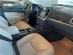 کرایسلەر 300